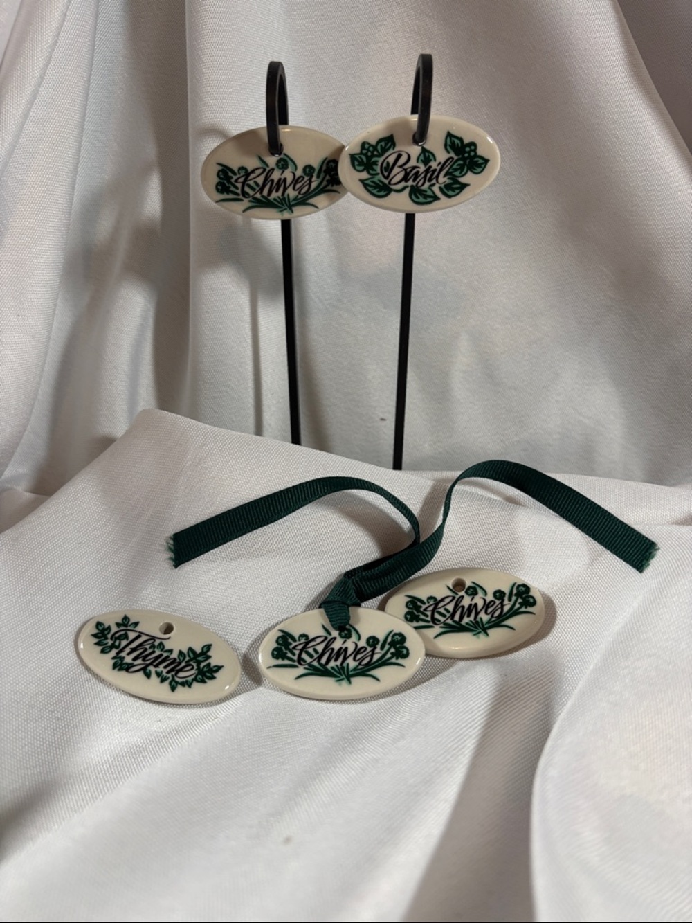 Longaberger Herb Label Ceramic Markers- Green and White
